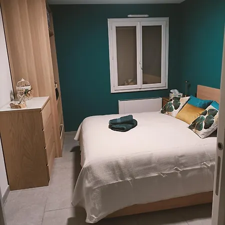 Holiday home Maison 6p & Jardin Pres De La Et L'espagne